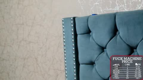       online show from December 23, 1:42 am