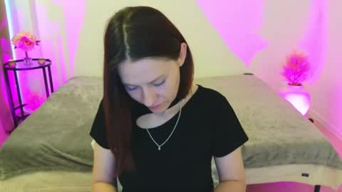 Annemorie online show from June 3, 8:26 am