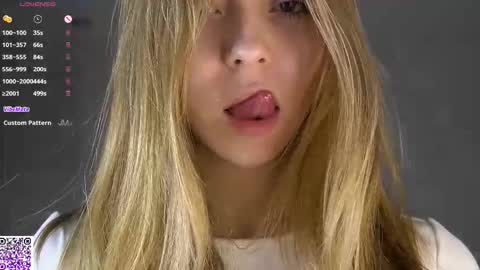 Eva online show from November 2, 7:06 pm