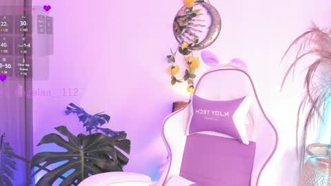 Angel online show from December 5, 2:55 pm