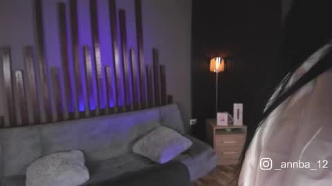 annie_barozzi online show from September 14, 3:54 pm