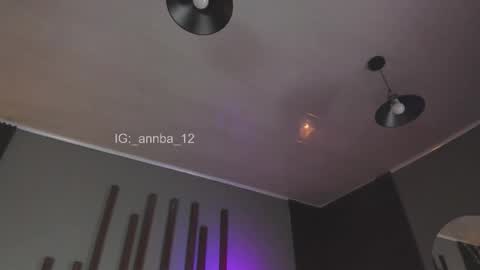 annie_barozzi online show from November 11, 6:05 pm