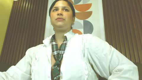 Annie  online show from April 14, 6:30 pm