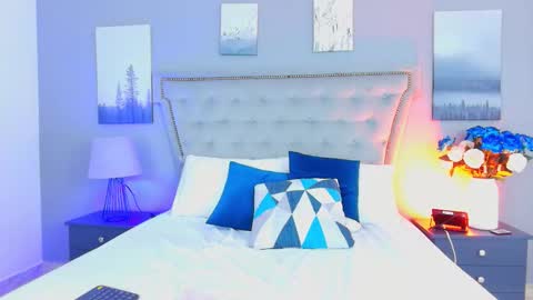 Annie Leigt online show from January 16, 12:34 pm