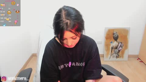 Annie online show from December 16, 2:25 am