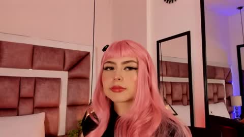 Annie online show from April 11, 12:09 pm