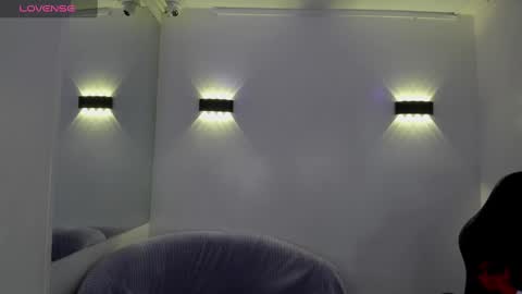 Annie Evans  online show from September 17, 2:15 pm