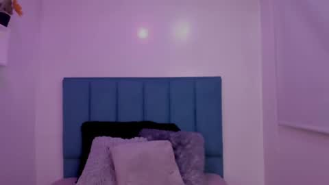 Annie Evans  online show from November 15, 4:08 pm