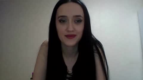 annirakstar online show from May 2, 10:35 pm