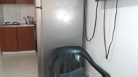 anntonella_squirt online show from September 17, 3:32 pm