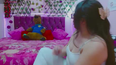 anny___cute online show from September 21, 9:35 pm