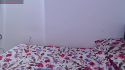 Anny  online show from February 14, 4:36 am