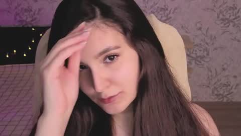 Annie online show from April 4, 2:54 am