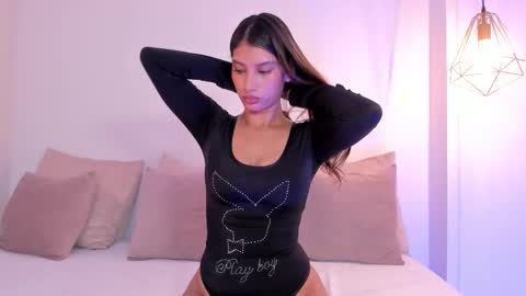 Anny  online show from October 17, 5:38 pm