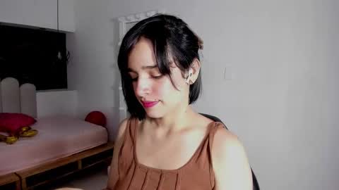 Anny online show from February 19, 8:40 pm