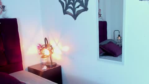 Anthonelaa   online show from October 25, 9:32 pm