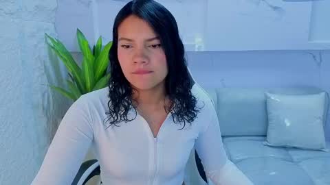 Antonela online show from September 29, 12:43 pm