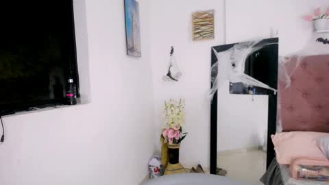 antonella online show from October 16, 1:08 am