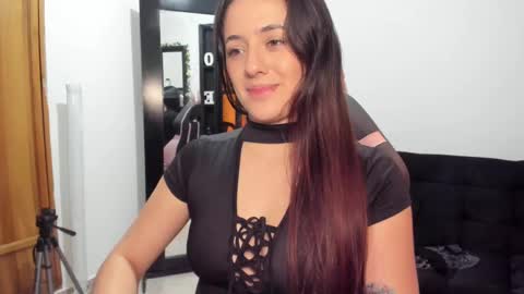 antonella  online show from February 13, 5:11 pm