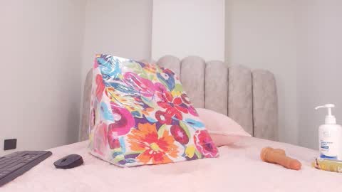 Antonella online show from November 22, 1:47 pm