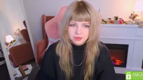 antonia_ferrero online show from October 2, 7:13 am