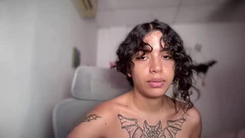 Antonia online show from January 8, 6:12 pm