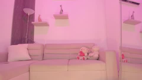 Ana online show from September 13, 9:01 pm