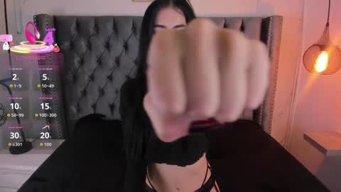 anya_belth online show from November 14, 7:47 pm