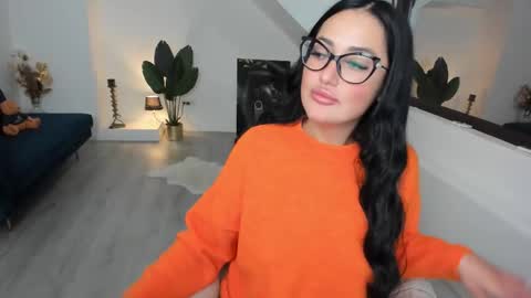 Anya online show from January 17, 5:15 am