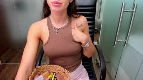 Anya online show from May 27, 11:51 am