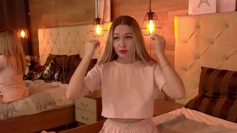 AnySlim online show from March 7, 4:25 pm