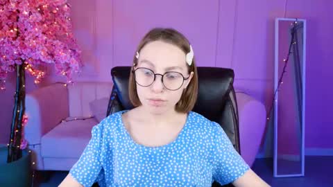 APHEX QUEEN online show from January 19, 1:12 pm