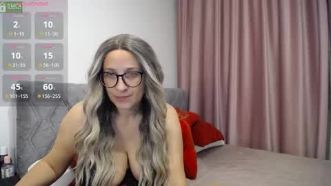 Sarah online show from October 20, 5:54 am