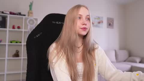  REYNA  next stream on December 3rd online show from October 12, 7:44 am