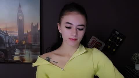 Aprill online show from January 30, 3:08 pm