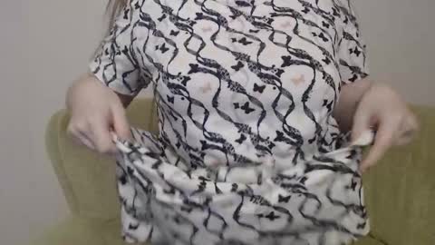 Josefin online show from November 7, 4:18 am