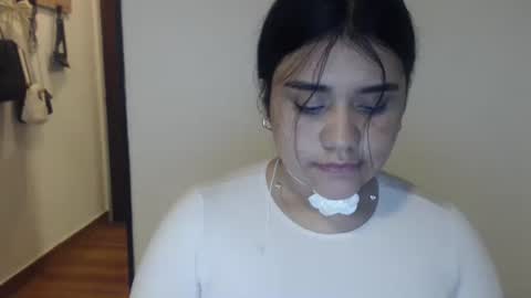 Aralyn  online show from October 19, 8:16 am