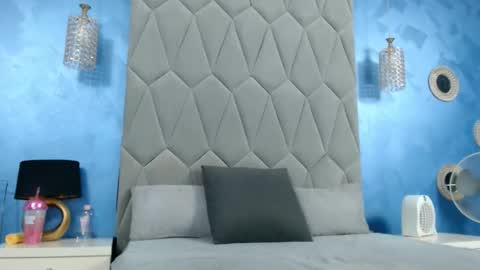 aretialisya online show from September 18, 5:28 am