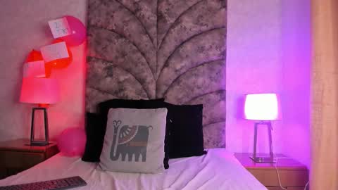 Arianna Baker online show from November 5, 11:10 pm