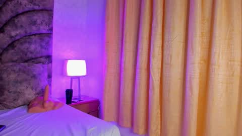 Arianna Baker online show from November 24, 9:17 pm