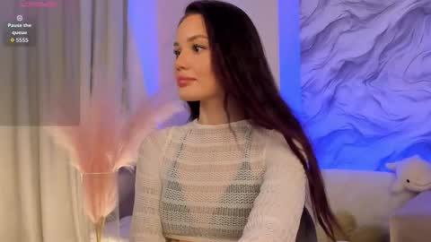 aria_mila online show from October 16, 11:24 am