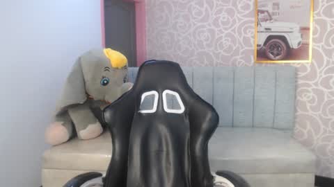 ariabliss_ch online show from June 25, 3:17 am