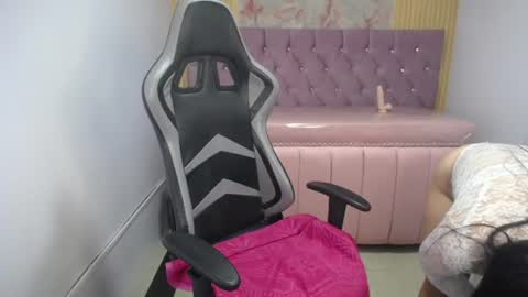ariabliss_ch online show from July 9, 8:00 pm