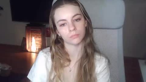 AriaCreazy online show from January 13, 9:30 pm