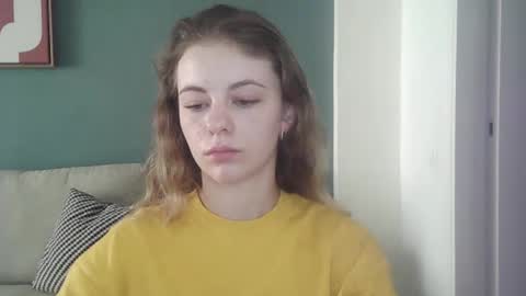 AriaCreazy online show from September 15, 6:32 am