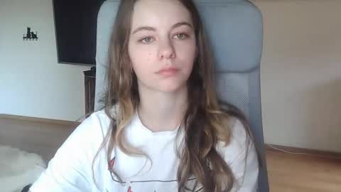 AriaCreazy online show from October 13, 7:11 am