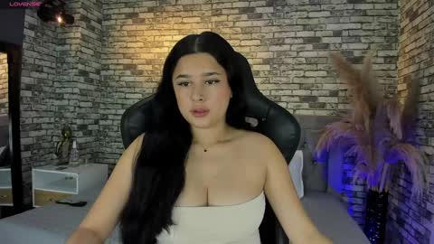 -  -. .- Ariadna -. .-  - online show from January 7, 12:41 pm