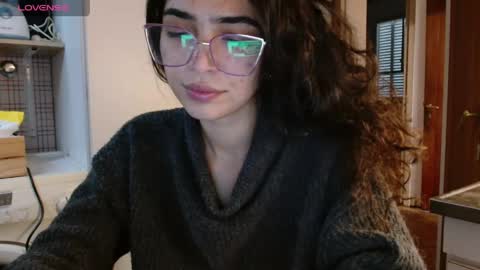 ariagal online show from June 1, 4:41 pm