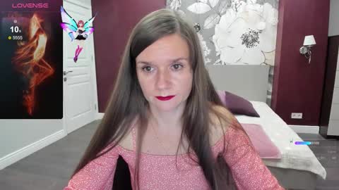 AriaGray online show from September 14, 12:30 am