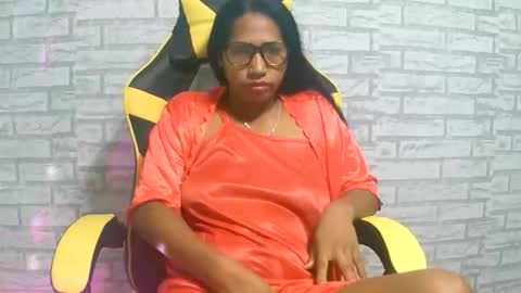 ariah13 online show from March 6, 5:24 am